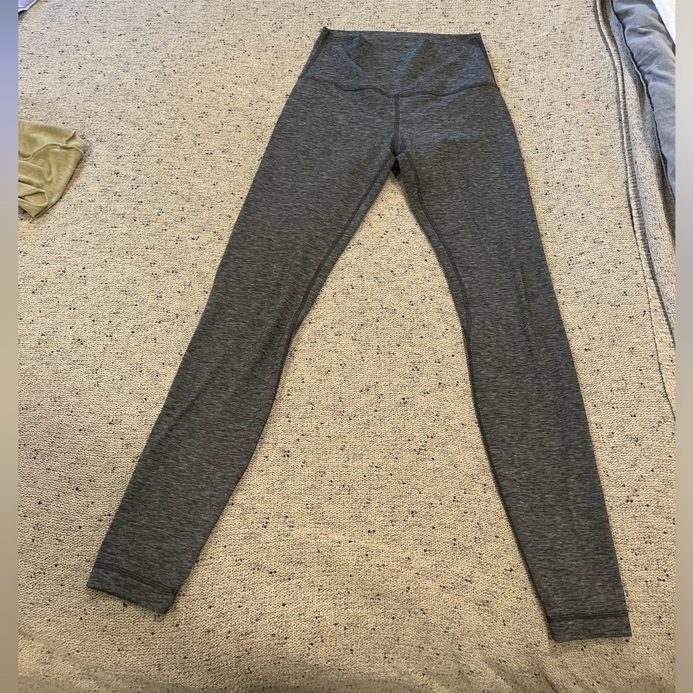 Lululemon high rise Align/ 6
